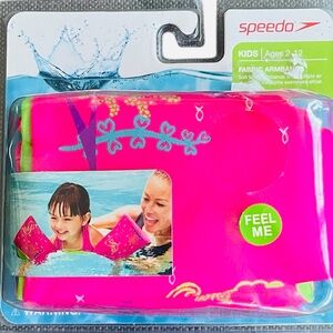 NWT Speedo Kids Swim Armbands pink